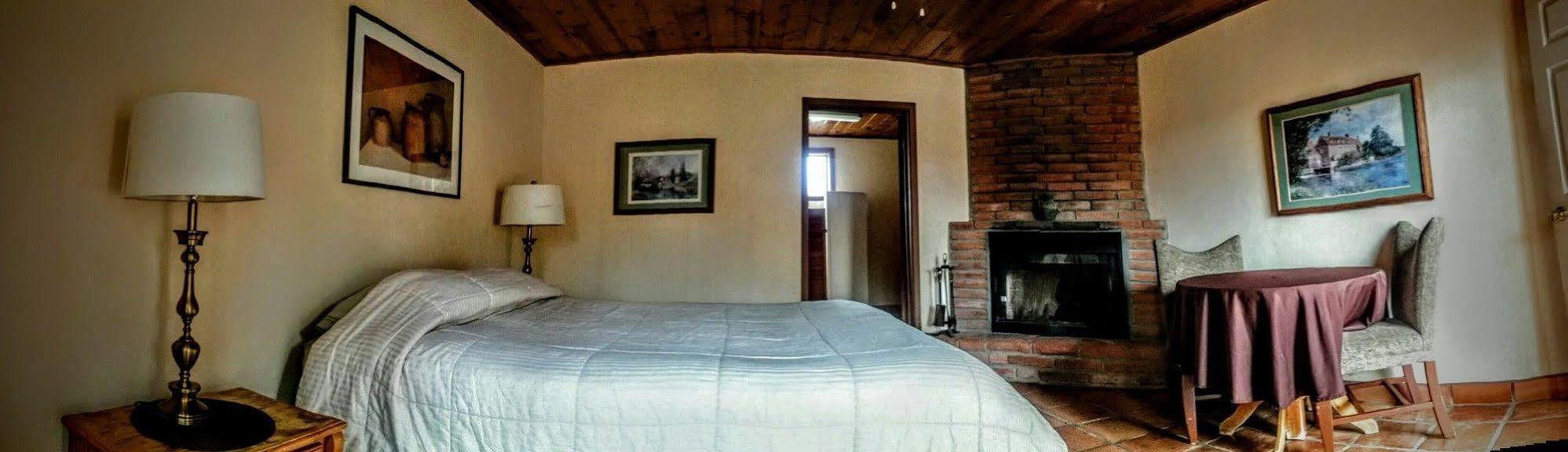 Old Mill Hotel San Quintin Buitenkant foto